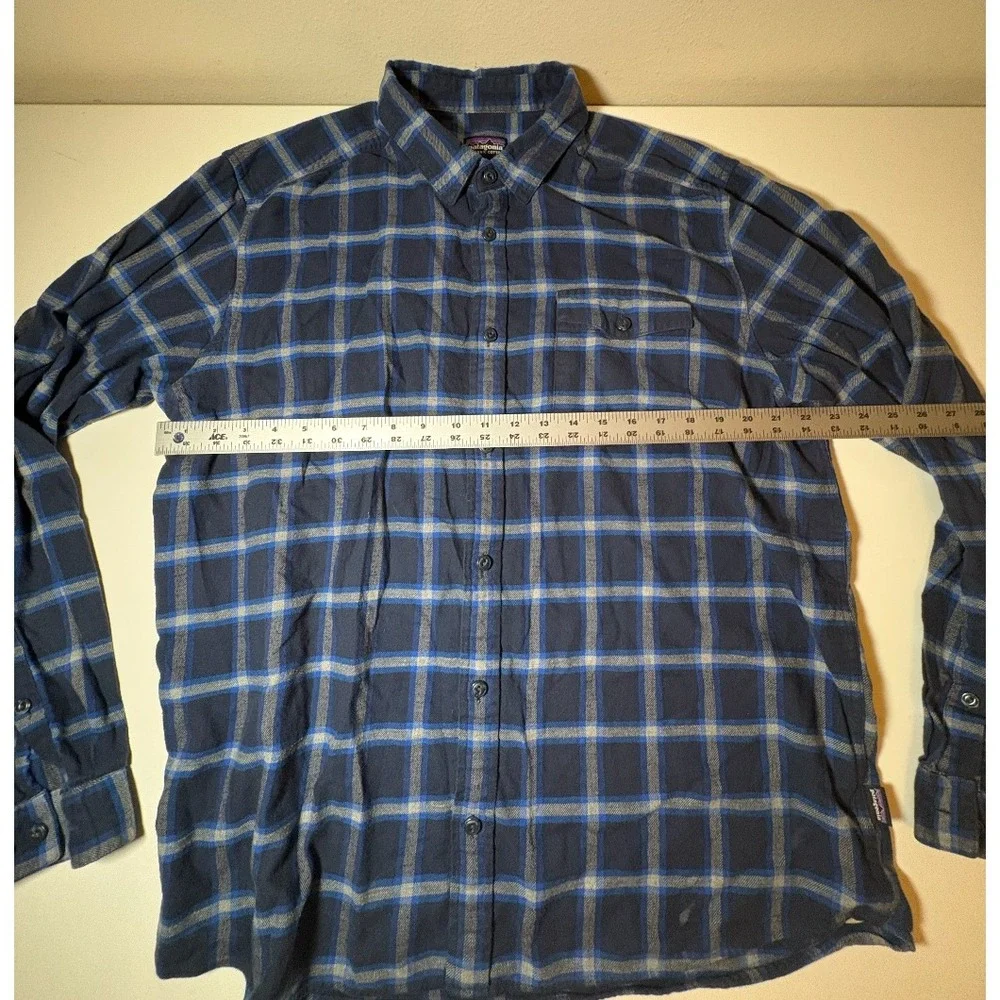 Patagonia Men's Blue Flannel Plaid Button Down Shirt | XL
